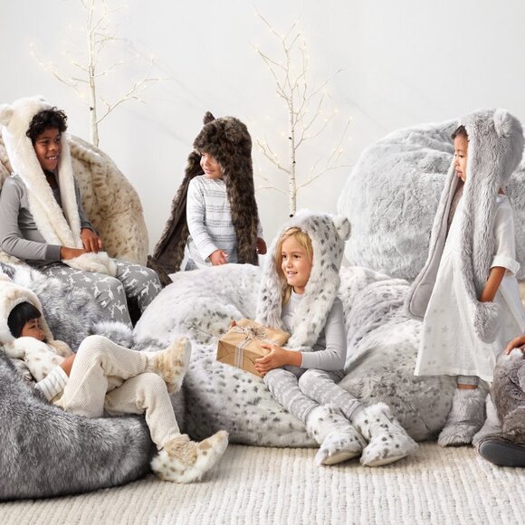 NEW Restoration Hardware Kids LUXE FAUX FUR KIDS' BOOTIES Snow Leopard - Picture 1 of 7